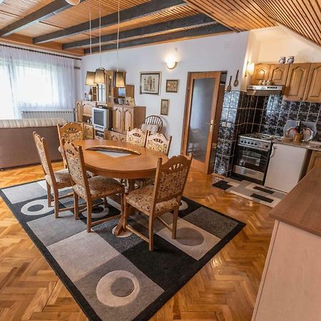 Apartman Ruzica Ogulin Esterno foto
