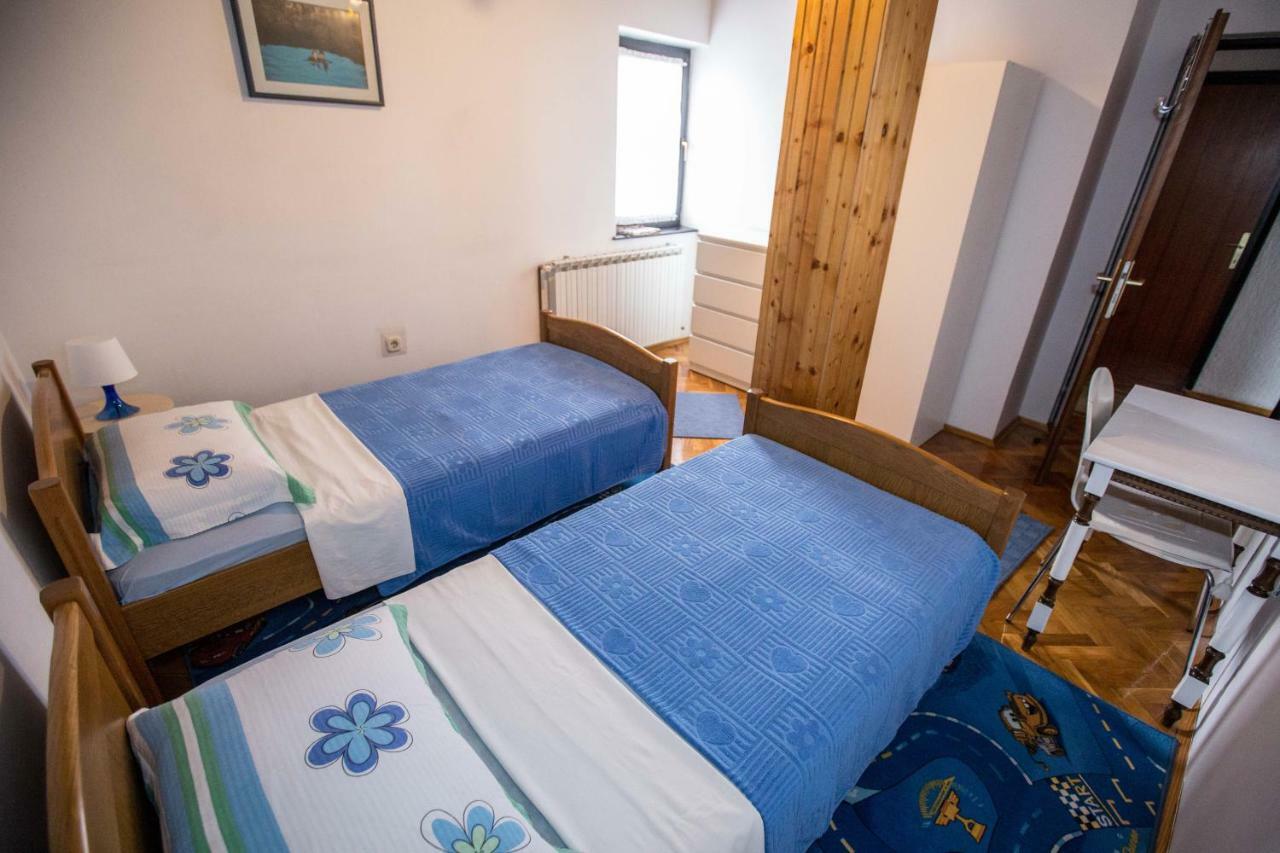 Apartman Ruzica Ogulin Esterno foto